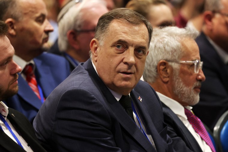     Easter Israel 27 empujó la convención contra el asmitismo, que estaba en la Europa europea europea política.