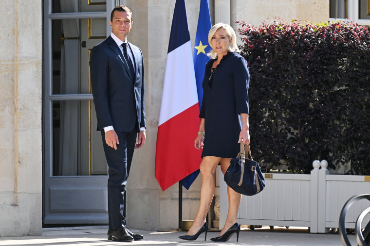 El Tribunal de Francia, el 31 de marzo de 2025, juzgó las calificaciones de Marine para restringirse a cinco años, solo dirigiendo una oficina para jugar presidente en 2027.