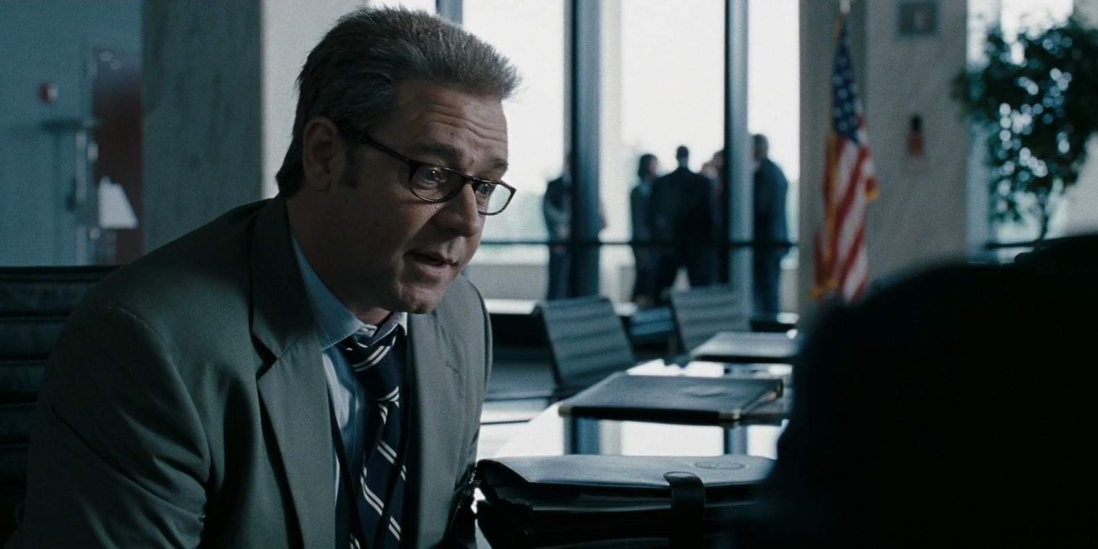 Hoffman en su oficina en el cuerpo de mentiras